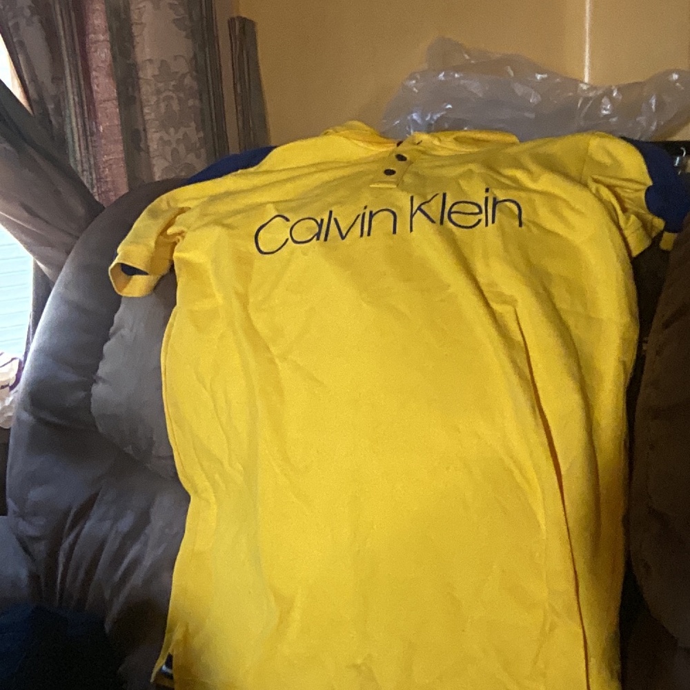 Calvin Klein Tee